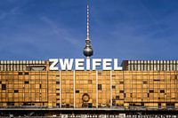 Zweifel installation at the Palace of the Republic