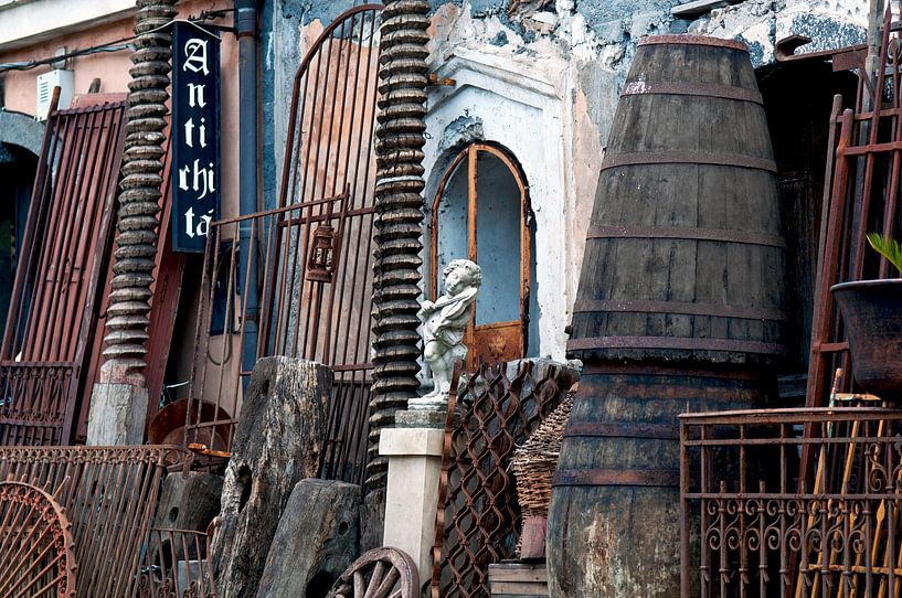 Sicilian vintage style by Silva Wischeropp