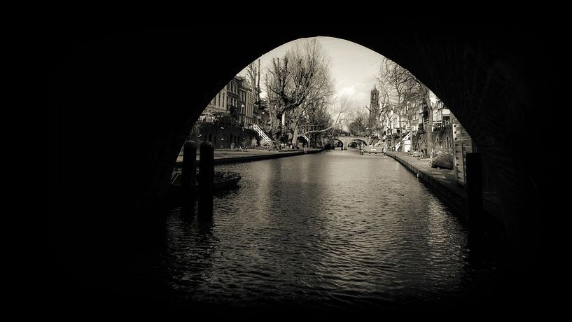 Tunnel über die Oudegracht von Jan van der Knaap