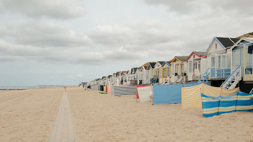 Beach houses near Dishoek by Tom Haak