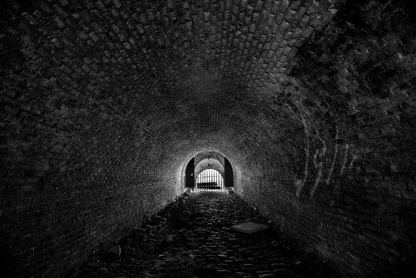 Tiefe in einer verlassenen Furt in Belgien von Steven Dijkshoorn