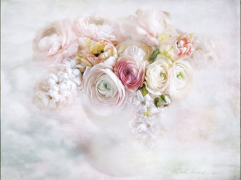 Vintage Flowers #09 by Lizzy Pe