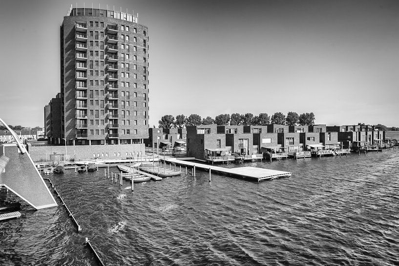 Land In Zicht 11 by Hans Bak