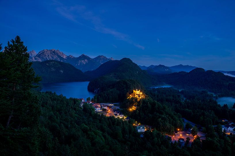 Schloß Hohenschwangau in der blauen Stunde von Tobias Reißbach