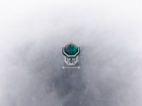 Peperbus in Zwolle streckt sich über den Nebel