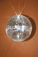 Orangefarbener Disco-Ball