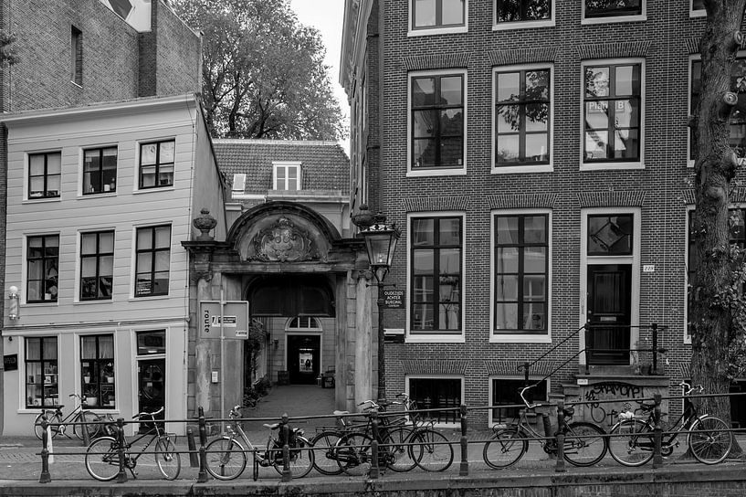 Oudezijds Achterburgwal 229 van Peter Bartelings