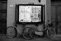 Atmosphère cycliste affiche d'opéra à Florence Italie noir et blanc