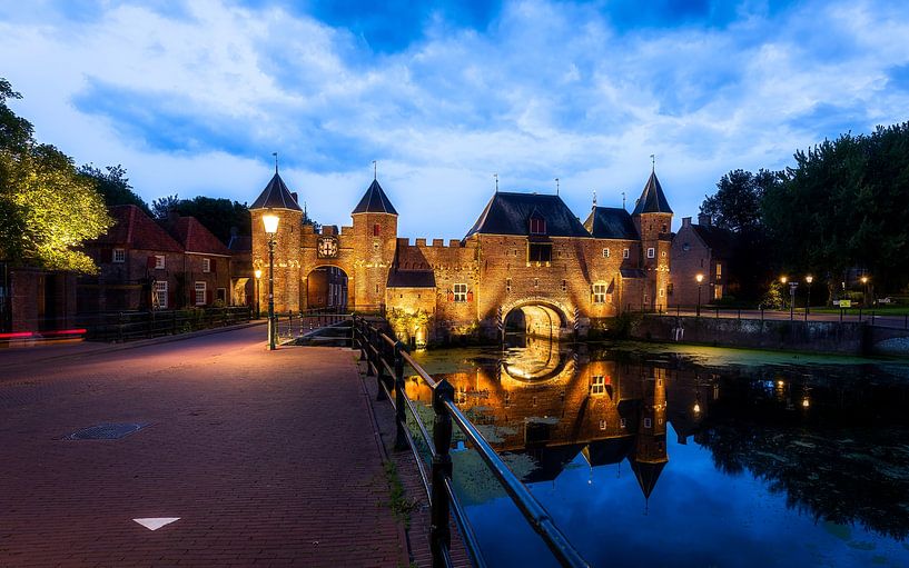 Koppelpoort - Amersfoort in the evening by Mart Houtman