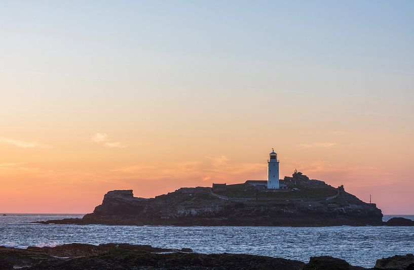 Sonnenuntergang Godrevy-Leuchtturm (England) von Marcel Kerdijk
