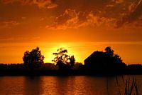 Huis bij de rivier / House by the river