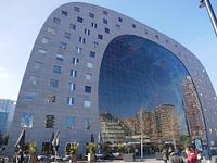Reflectie in de Markthal Rotterdam
