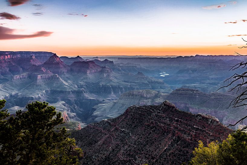Grand Canyon kurz vor Sonnenaufgang von Remco Bosshard
