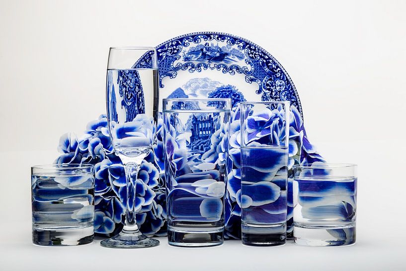 Delft fantasy delft blue flowers by Unikra shoots