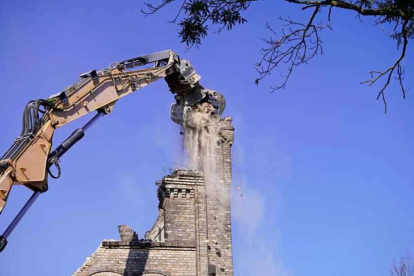Démolition du bâtiment de stockage du complexe Böllberger Mühle à Halle par Babetts Bildergalerie