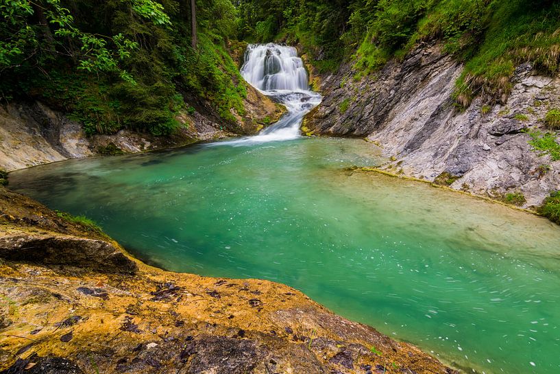 Chute d'eau dans les Alpes par Martin Wasilewski