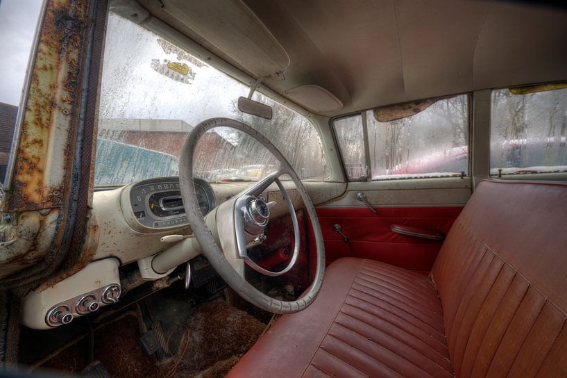 Vauxhall Victor by Tessa Remy Photography