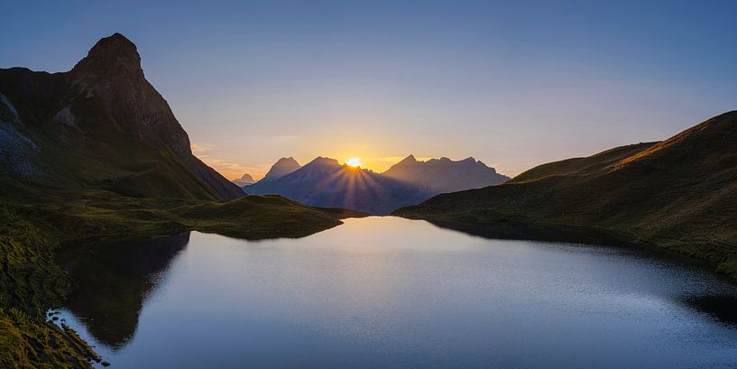 Coucher de soleil, Rappensee, Alpes d'Allgäu par Walter G. Allgöwer
