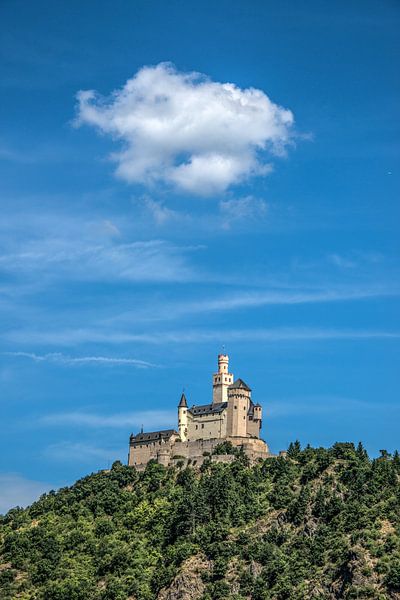 Het kasteel &quot;Der Marksburg&quot; aan de rivier de Rijn von Harrie Muis