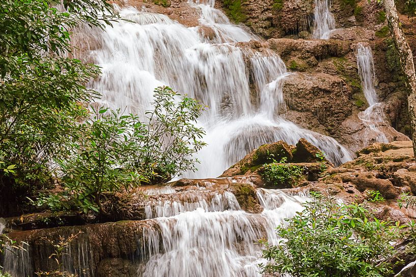 Waterval in de natuurparken van Thailand von Marcel Derweduwen