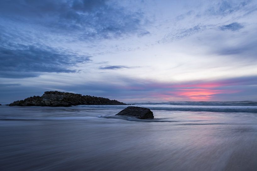 Sonnenuntergang an der Felsenküste von Frankreich! von Peter Haastrecht, van