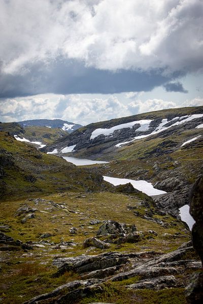 mountain view by Sebastian Stef