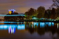 Gasometer and Slinky Springs to Fame