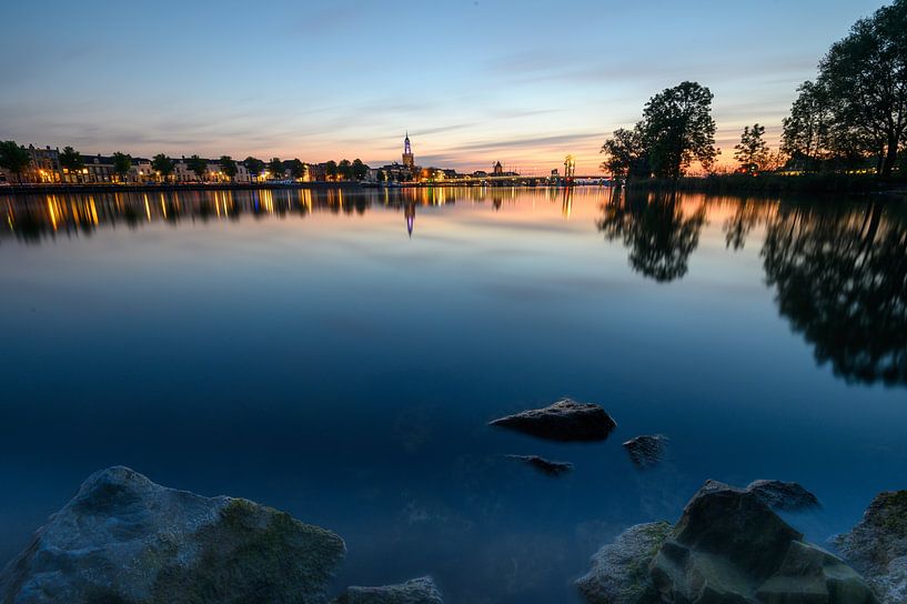 Vue des camps sur la rivière IJssel par Michel Knikker