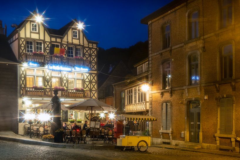 Brasserie bei Nacht in Durbuy von Evert Jan Luchies