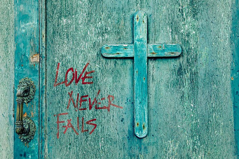 Love Never Fails par Origin Artworks