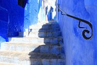 Accrochez-vous à la balustrade à Chefchaouen