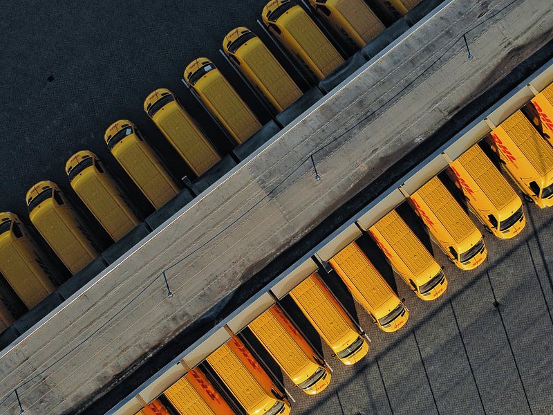 Logistik Präzision - DHL Sortierzentrum Zwolle von DutchDroneBird