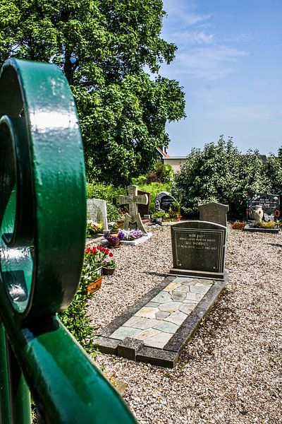 Begraafplaats | Oosthuizen |  2016 by Shui Fan