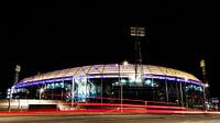 stadion van Feijenoord in de avond