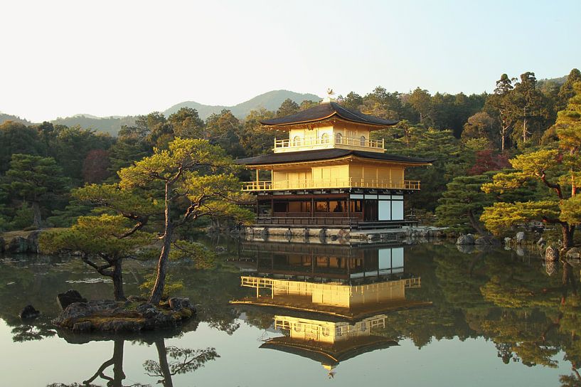The Golden Temple (Kinkaku-ji), Kyoto, Japan by Roger VDB