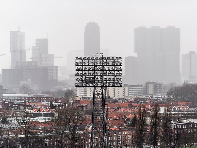 Lighting mast of De Kuip with the skyline of Rotterdam by Jeroen van Dam