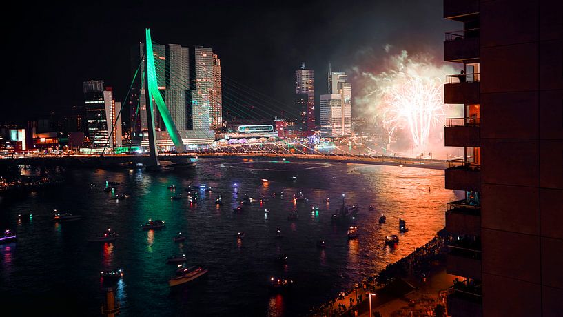 Rotterdam fireworks by Jasper Verolme
