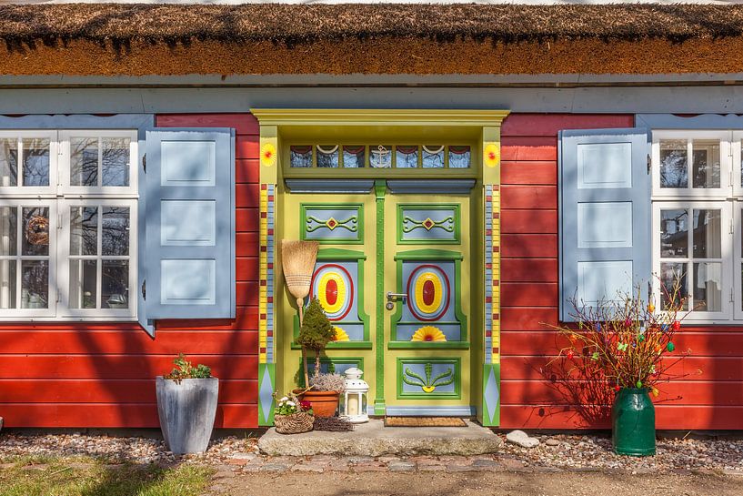 Historic thatched house in Prerow by Christian Müringer