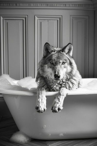 Wilder Wolf in Badewanne - Ein faszinierendes Badezimmerbild für Ihr WC von Poster Art Shop