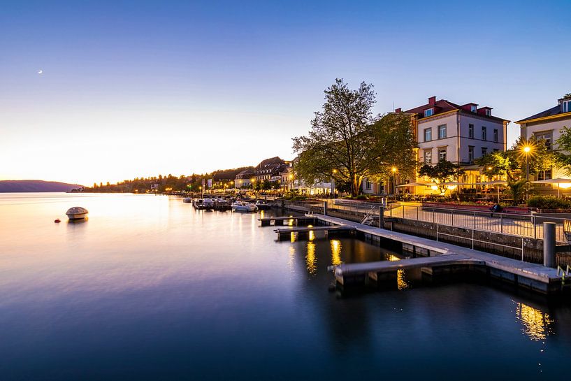 Blaue Stunde in Überlingen am Bodensee von Werner Dieterich
