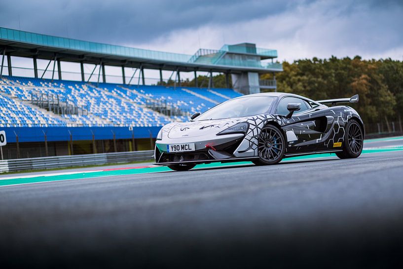 Mclaren 620R - Supertest Autovisie Assen van Martijn Bravenboer