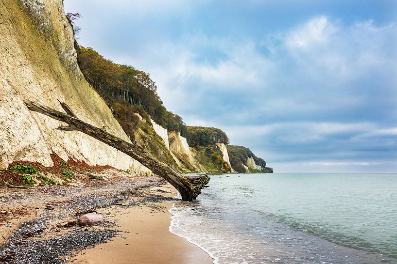 Die Ostseeküste auf der Insel Rügen im Herbst von Rico Ködder