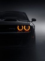 Dodge Challenger SRT Hellcat: Orange Eye Demon