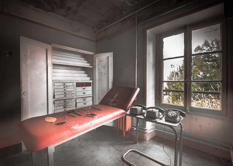 Lie down on the couch van Olivier Photography