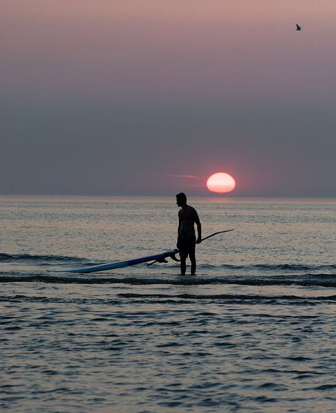 Surft nach oben von Jean Pierre Vlaun