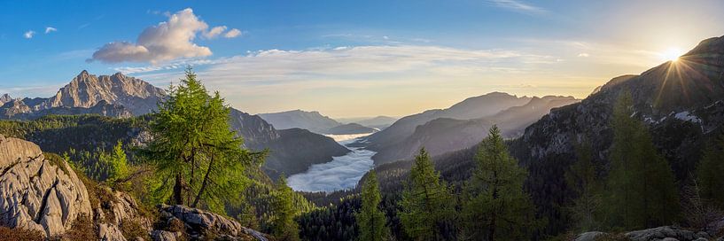 Sonnenaufgang über Königsee mit Watzmann von Dieter Meyrl