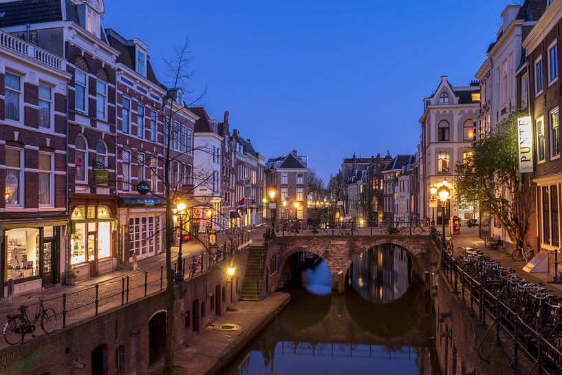 Vismarkt Oudegracht and Maartensbrug, Utrecht by Russcher Tekst & Beeld