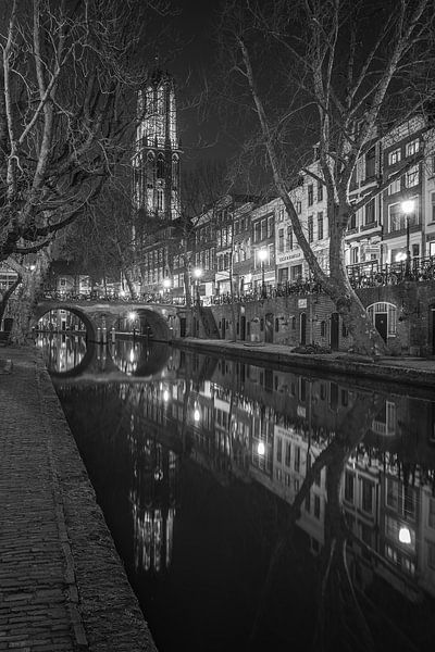 Utrecht by Night - Old Canal, Gaard Bridge en Dom Tower (B&amp;W) by Tux Photography
