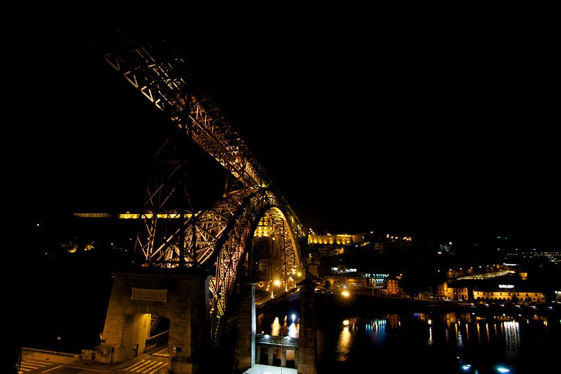 Dom Louis I Brug by Fons  van Egmond