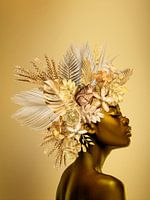 Floral portrait Black & Gold on gold background - Portrait-04